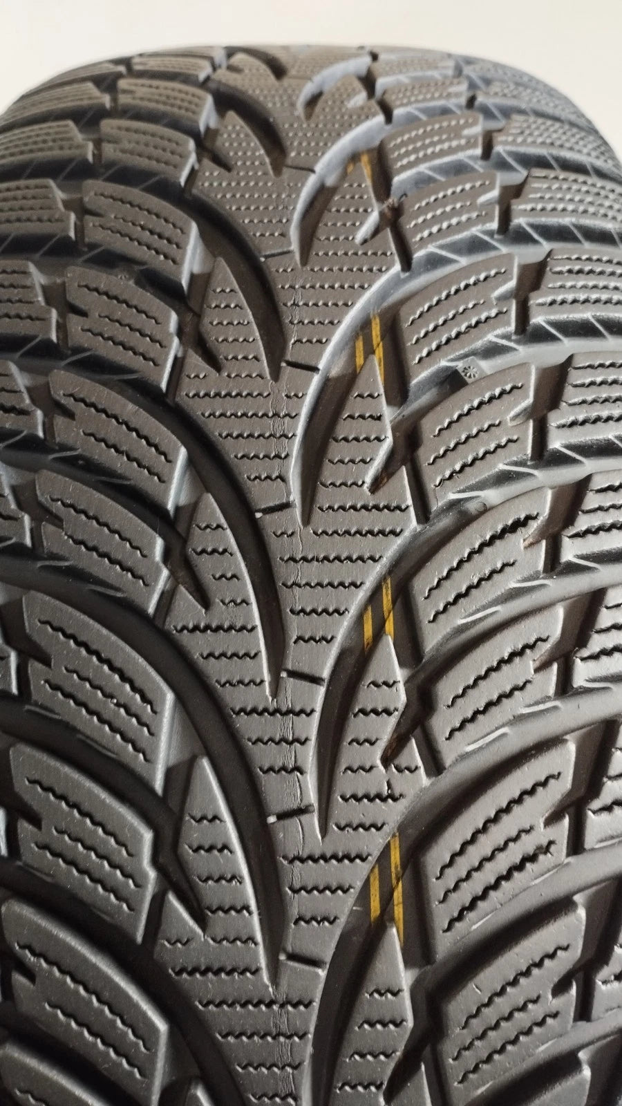 nokian 215/60 r16 wrd 3 Art. XX46