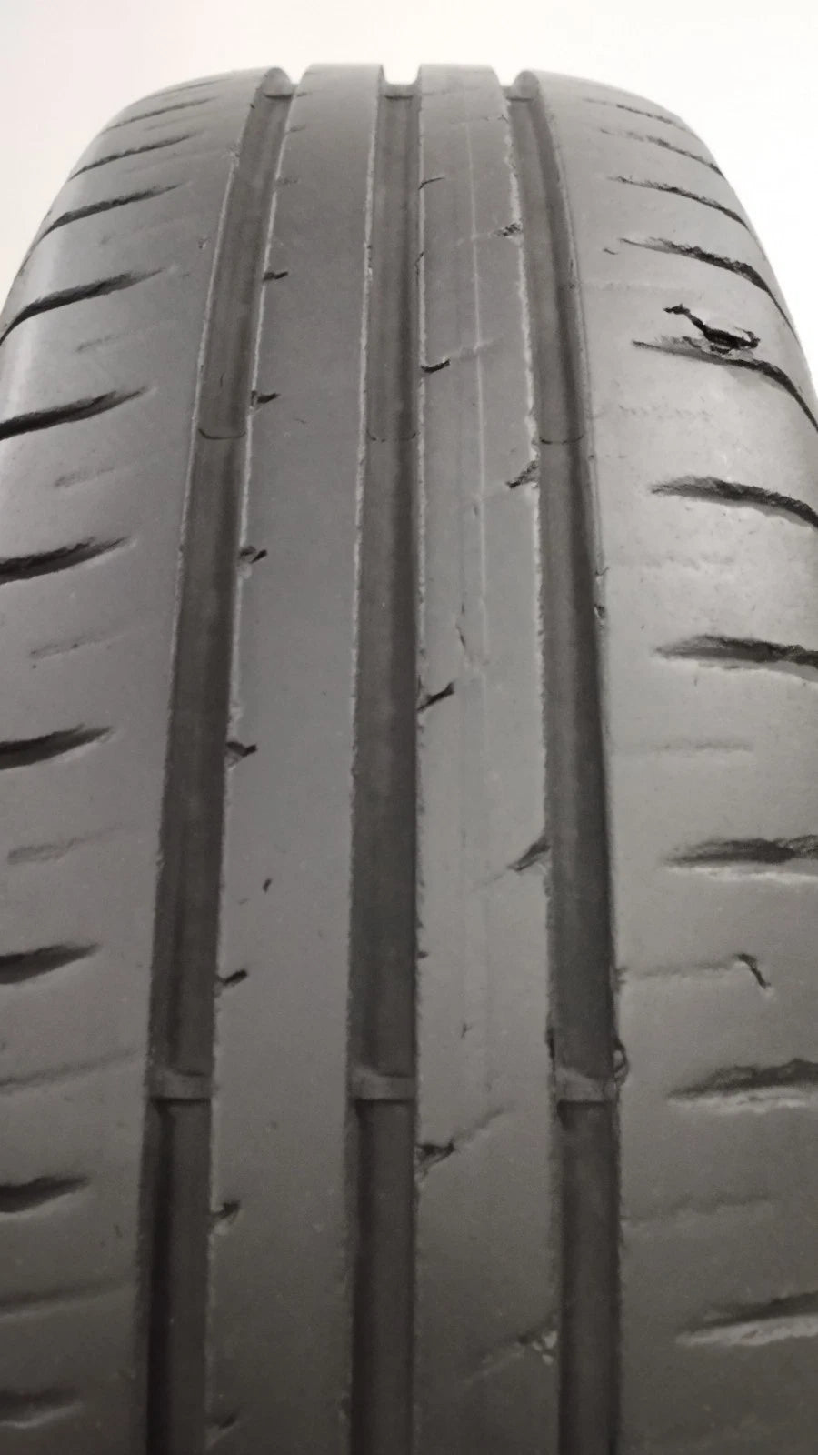 goodyear 185/65r15 efficient grip cod.YY195