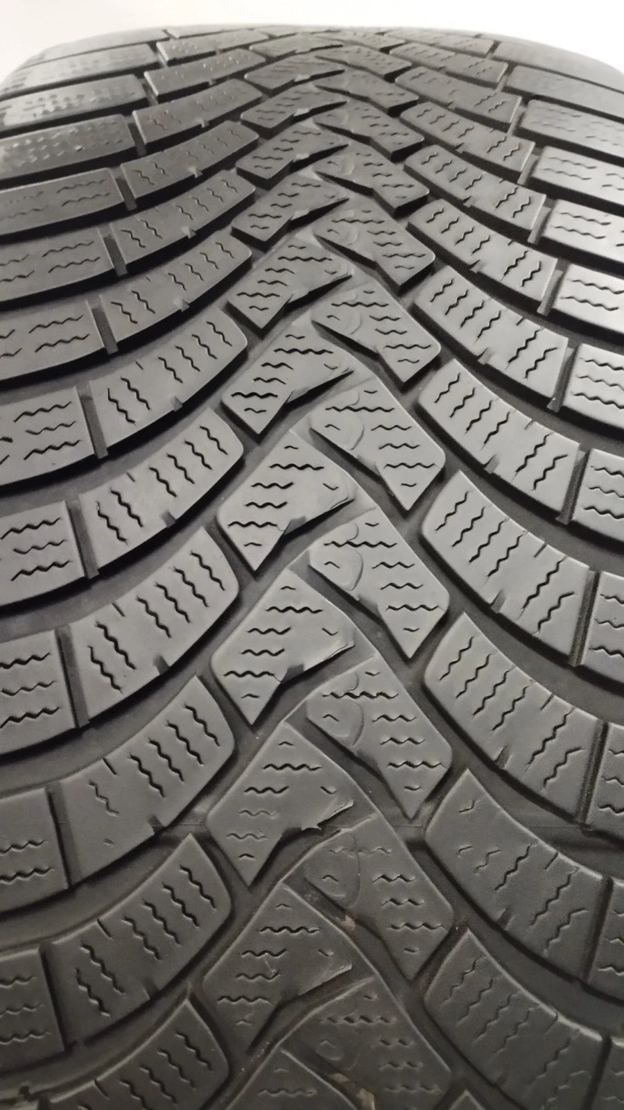 falken 275/40 r20 eurowinter hs01 run flat Art. XX38