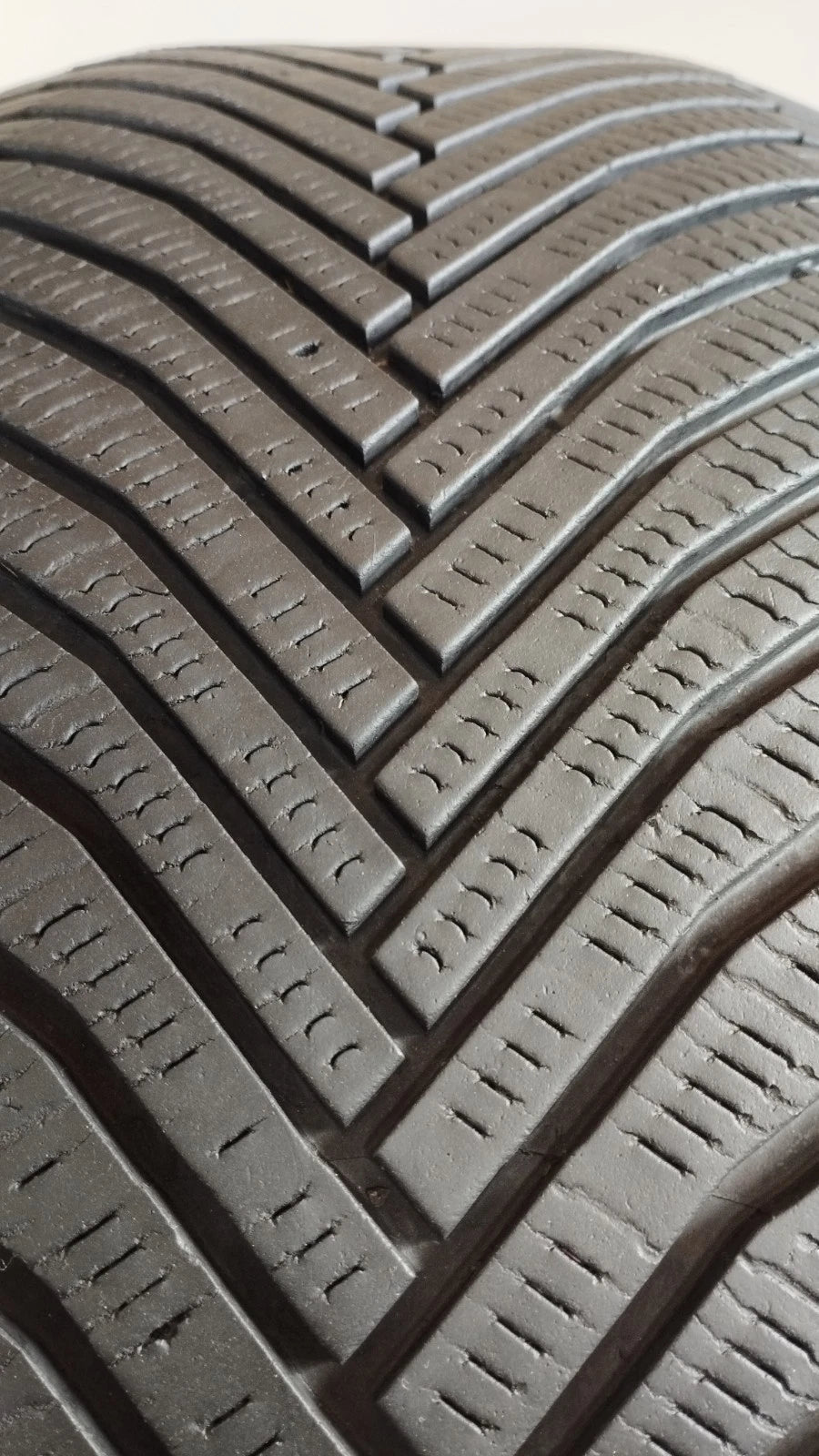 michelin 235/45 r18 alpin 7 Art. XX45