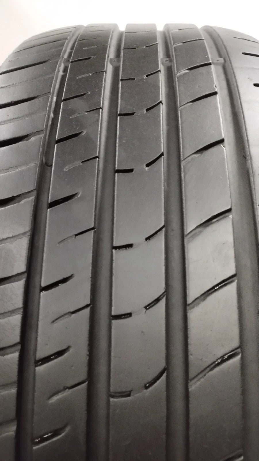 nexen 235/50 r18 nfera rui1 suv cod.YY348