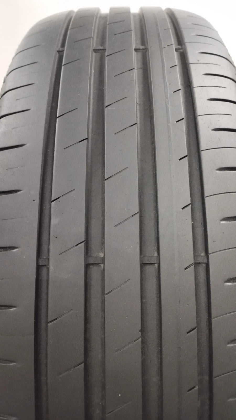 goodyear 205/60 r16 efficient grip cod.YY257