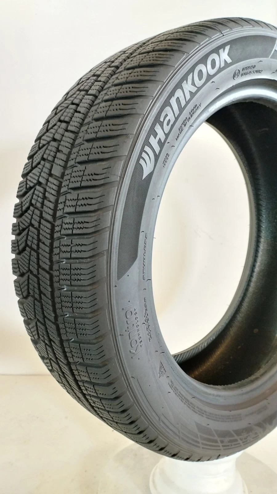 hankook 205/55 r17 wintericept evo 2 Art. XX55