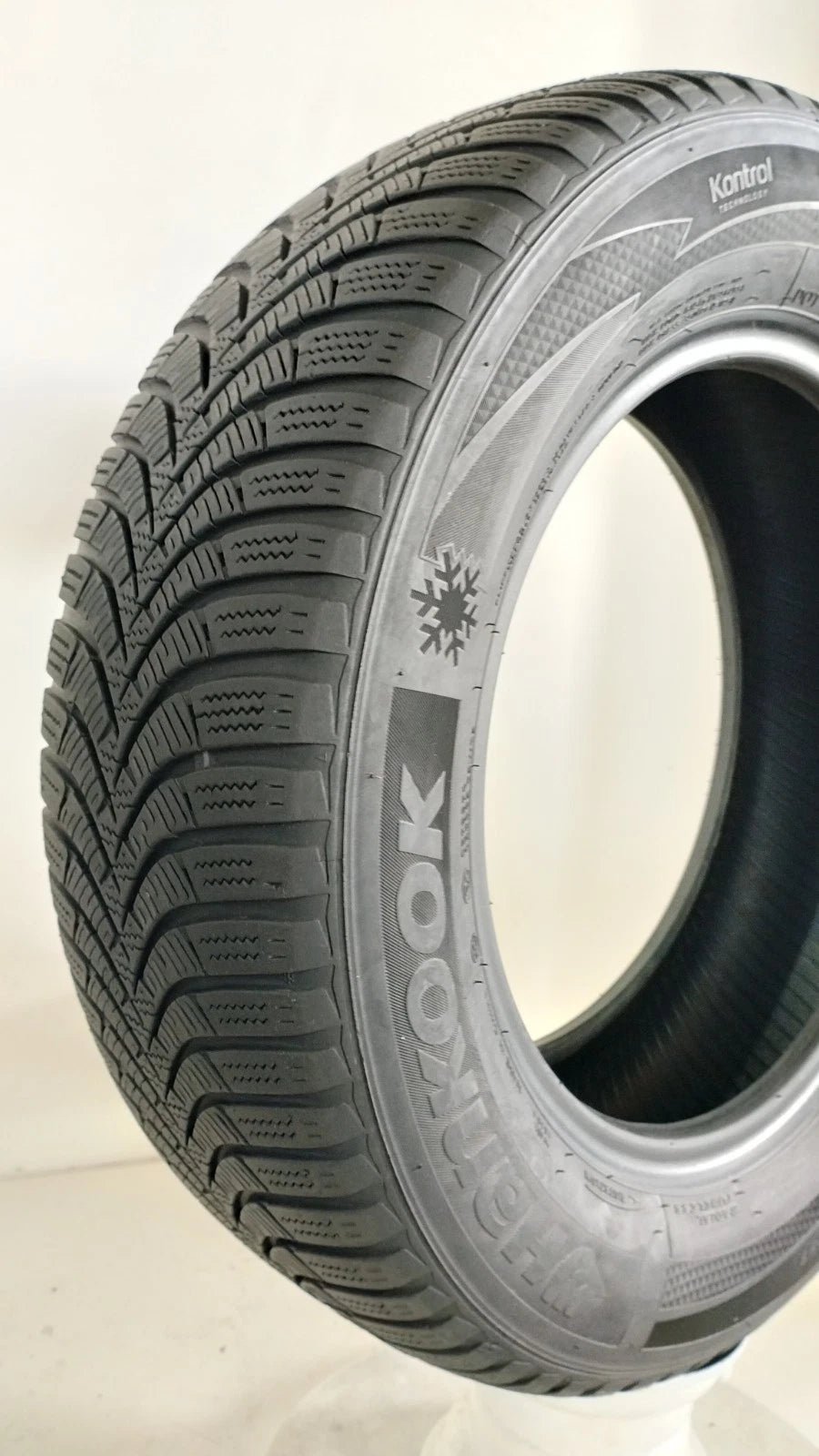 hankook 195/65 r15 wintericept rs2 Art. XX70