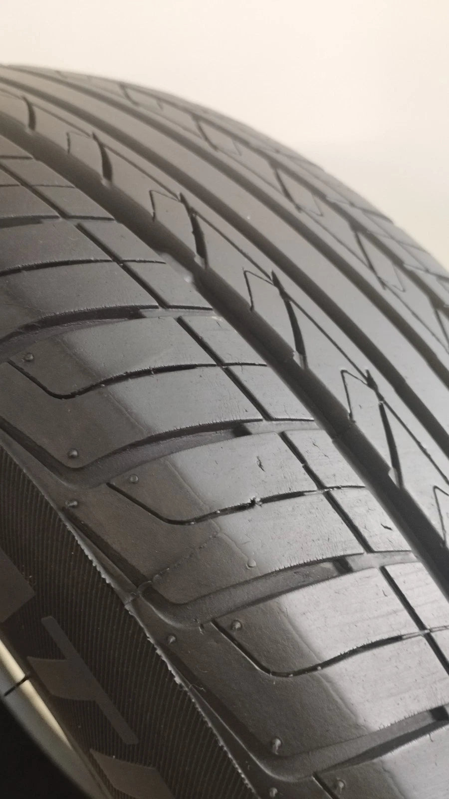 ovation 205/60 r16 ecovision VI 622 cod.YY244