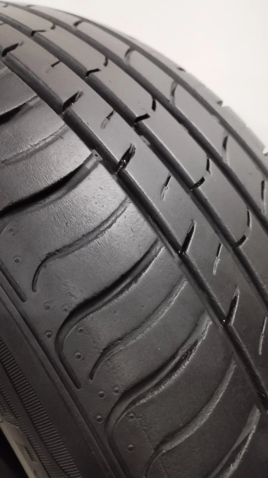nexen 235/50 r18 nfera rui1 suv cod.YY348
