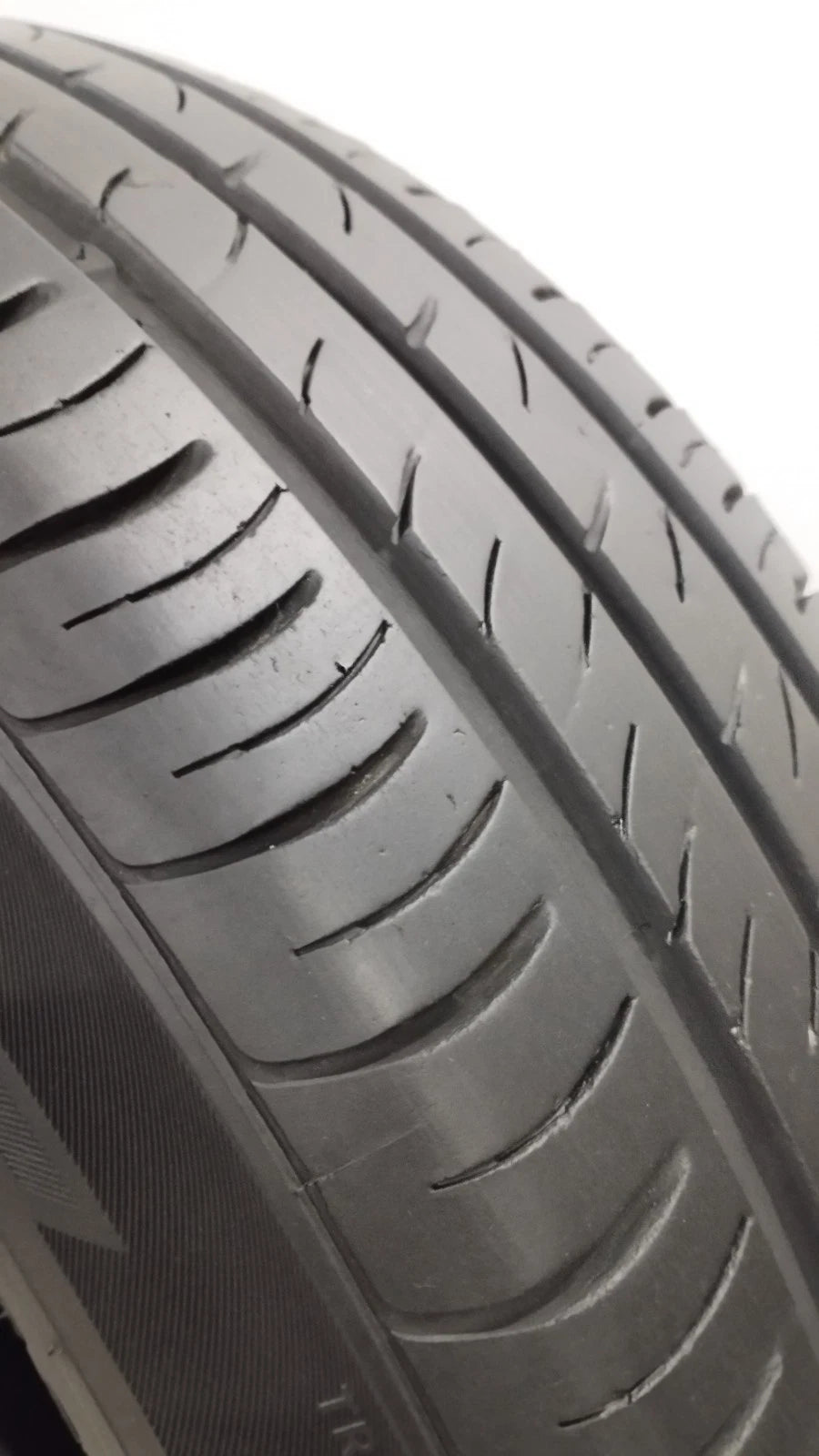 kumho 185/65 r15 eco wing es01 cod.YY192