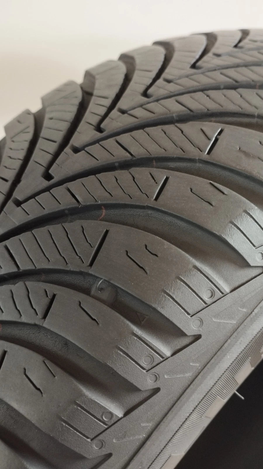 kumho 165/60 r14 solus ha 4s cod.YY376