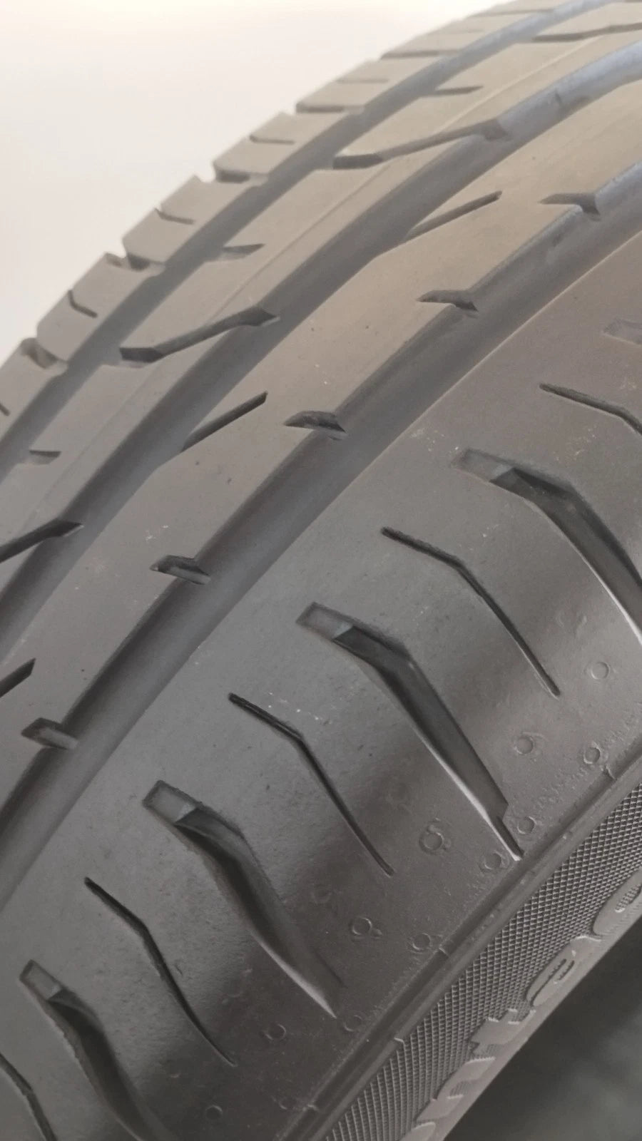 continental 205/60 r16 contipremiumcontact 2 cod.YY241