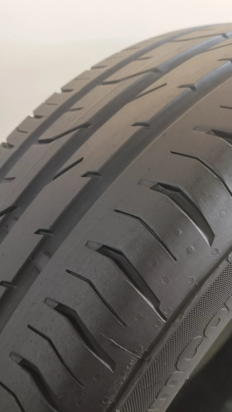 continental 205/60 r16 contipremiumcontact 2 cod.YY242