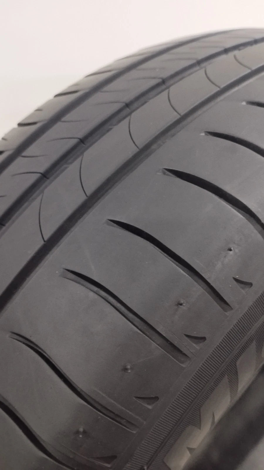 michelin 205/60 r16 energy saver + cod.YY253
