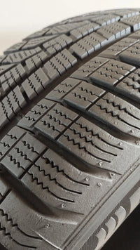 hankook 215/55 r17 wintericept evo 2  Art. XX47