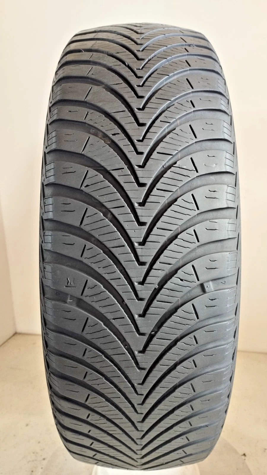 kumho 165/60 r14 solus ha 4s cod.YY376