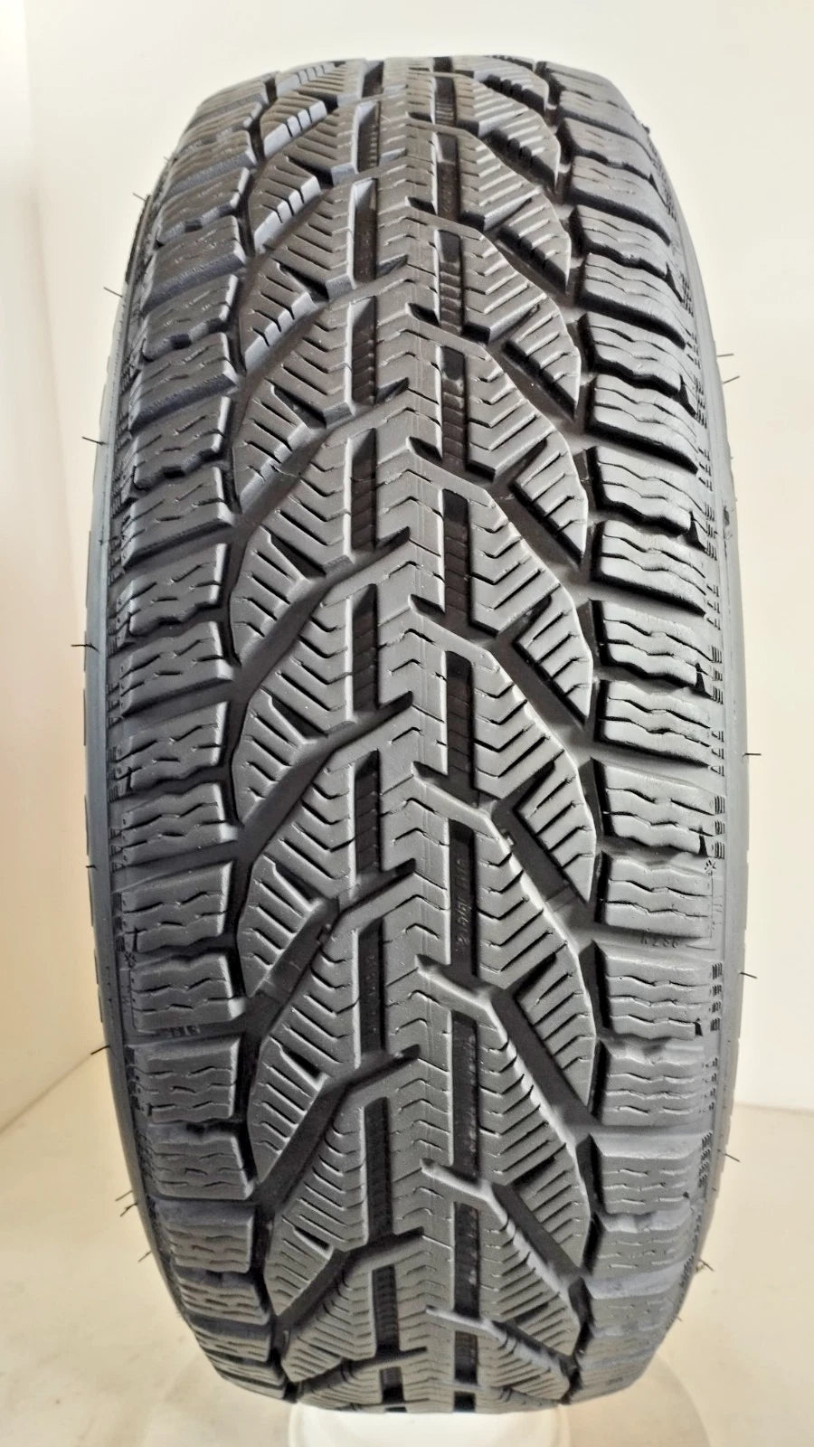 tigar 215/60 r16 winter Art. XX53