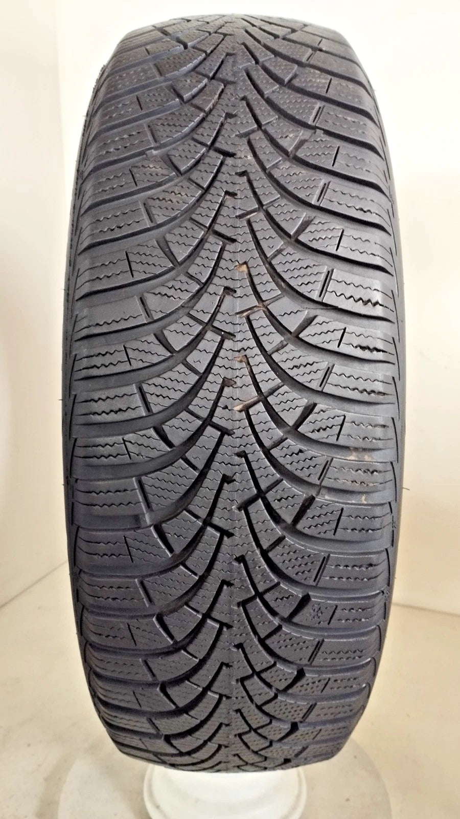 goodyear 195/60 r16 ultragrip 9 Art. XX62