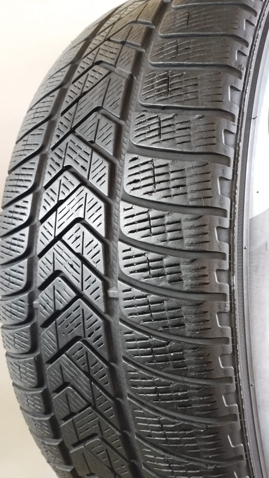 Pirelli 255/55 r20 scorpion winter art. X790