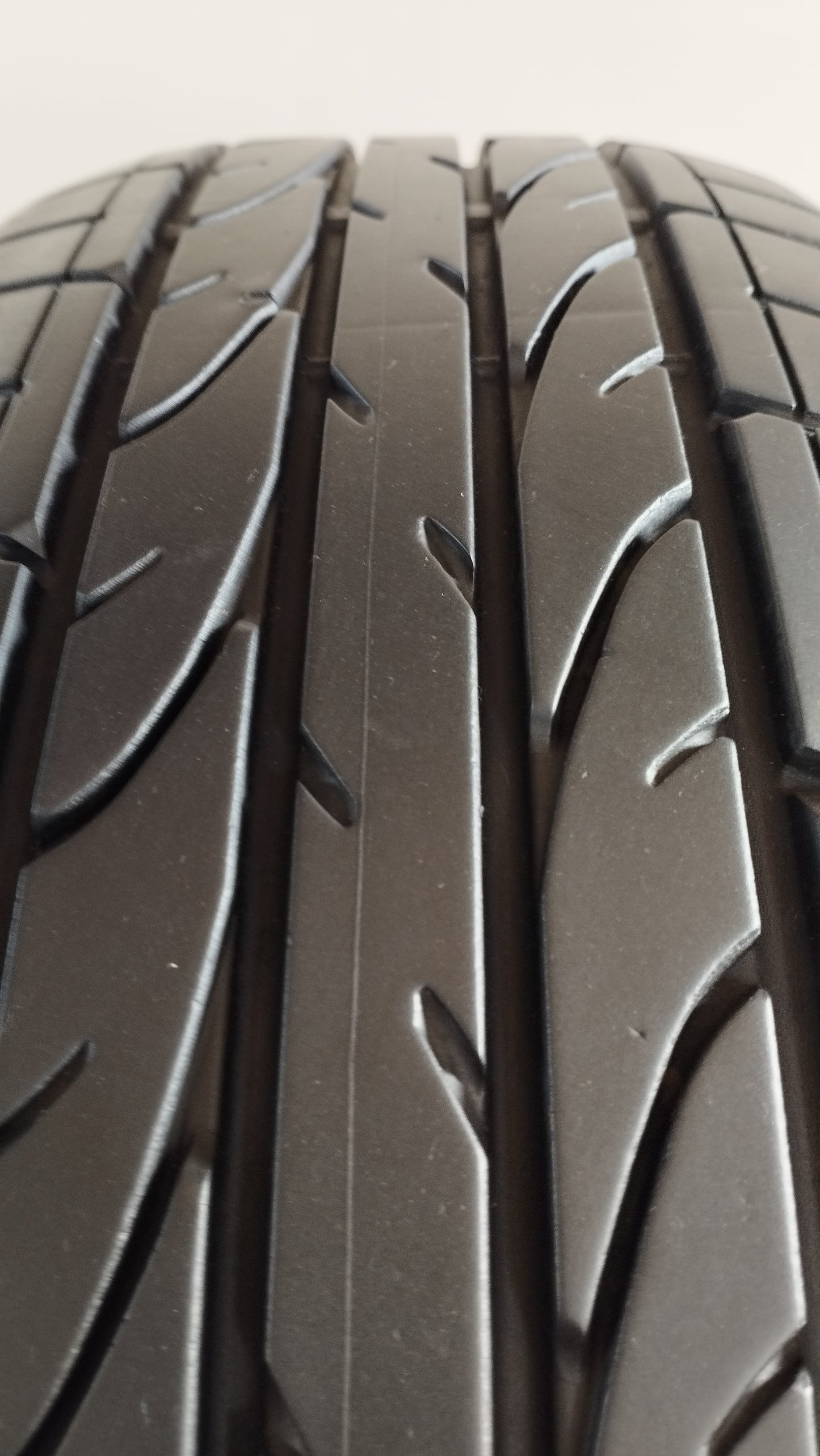 bridgestone 215/60 r17 dueler hp sport cod.Y25