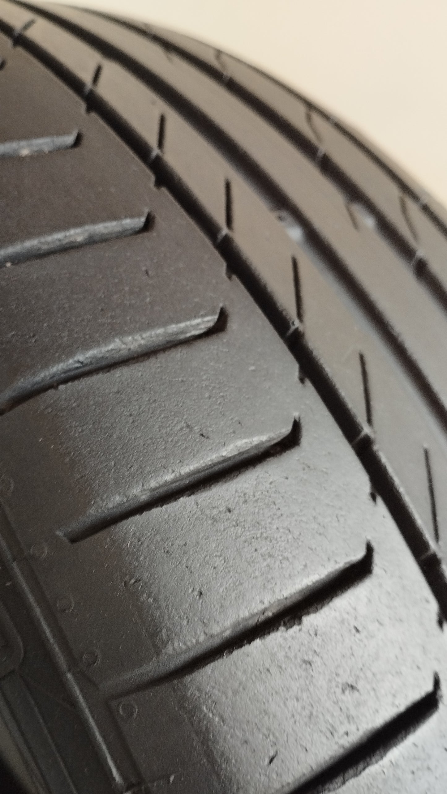 continental 235/50 r18 contisportcontact 5 cod.Y33