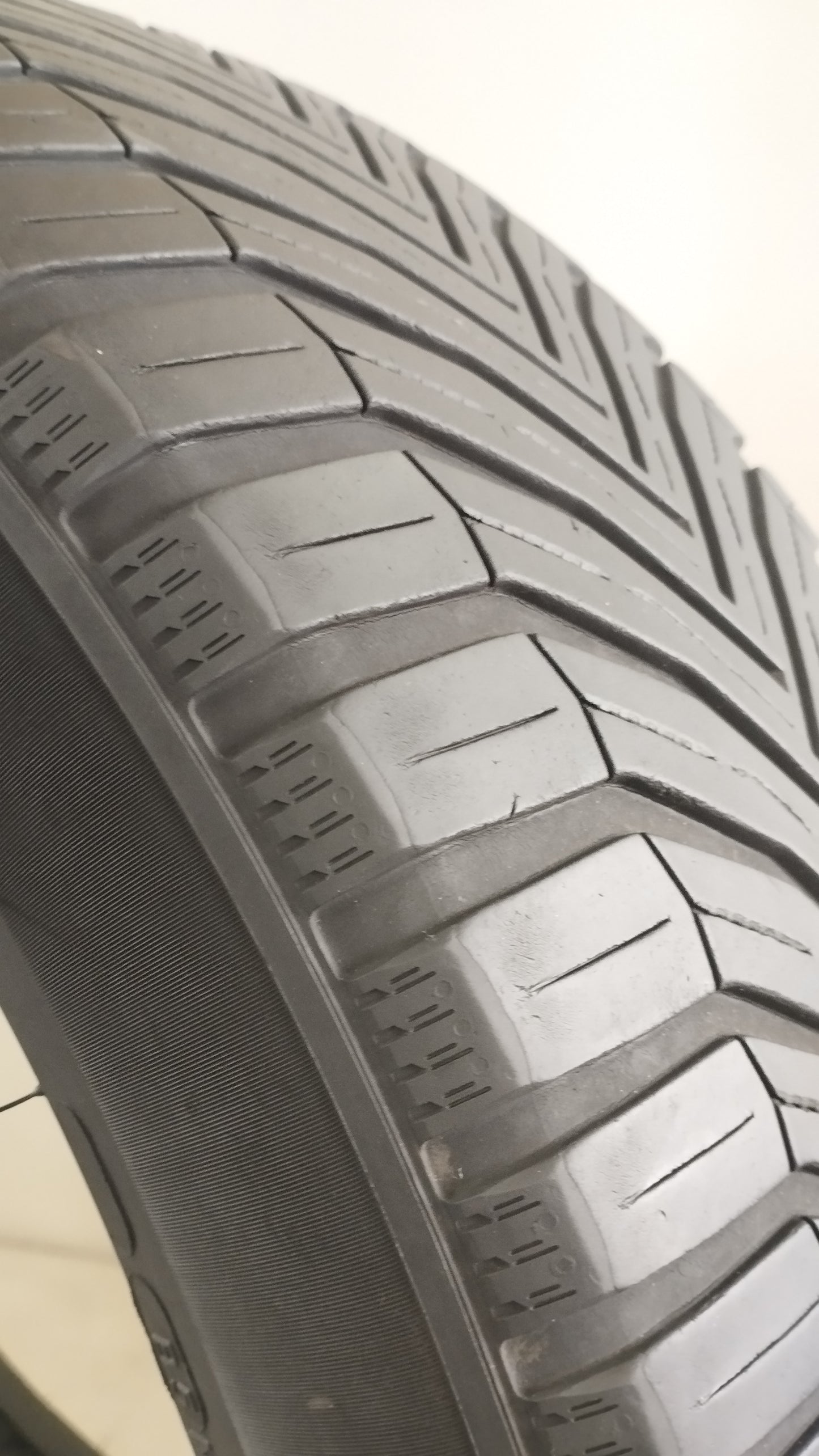 michelin 235/50 r19 crossclimate suv Art. YY49